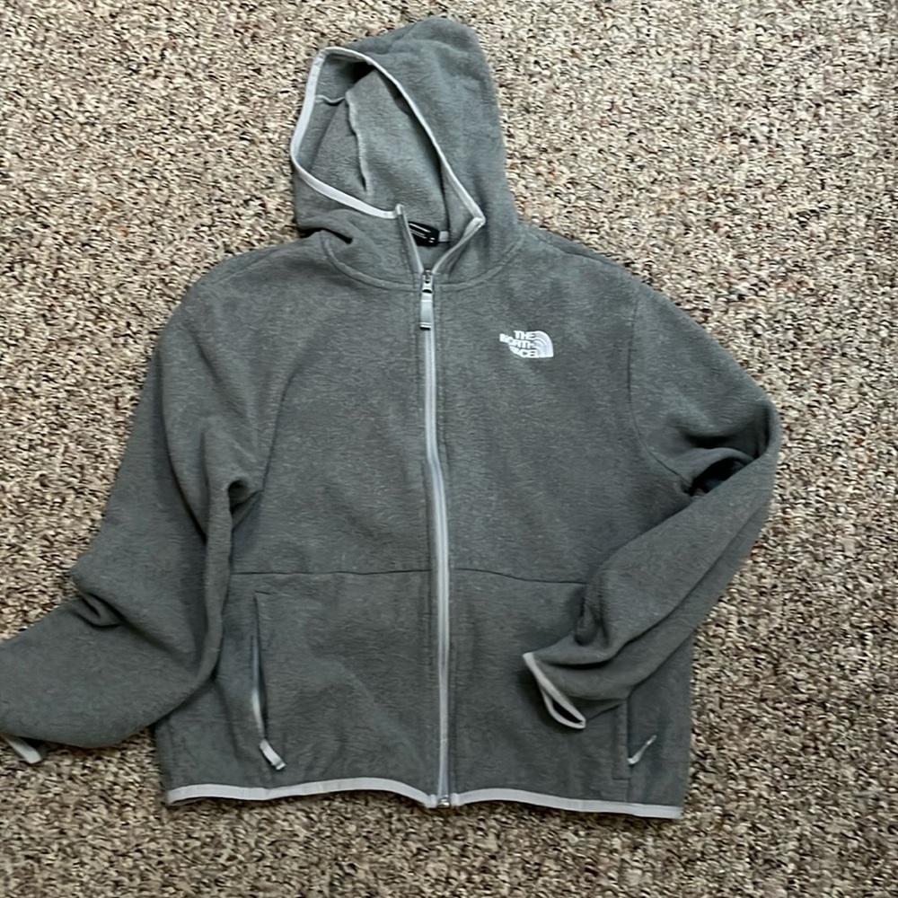 Womens north face fleece full zip hoodie. Crop length